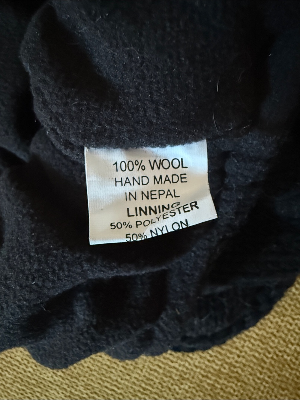 Black bear hat - Picture 3 of 3
